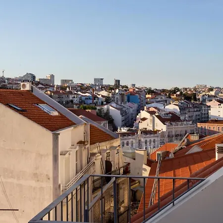 Apartment Joivy 2-br Flat With Garage Near Castelo De S Jorge *