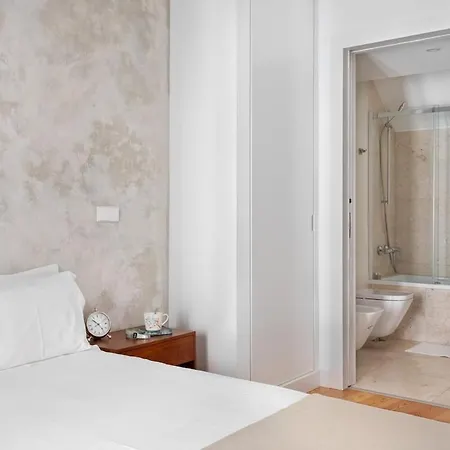 Lägenhet Guestready - Flat W/ Garage Near S. Jorge Castle Lisboa