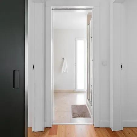 Guestready - Flat W/ Garage Near S. Jorge Castle ליסבון